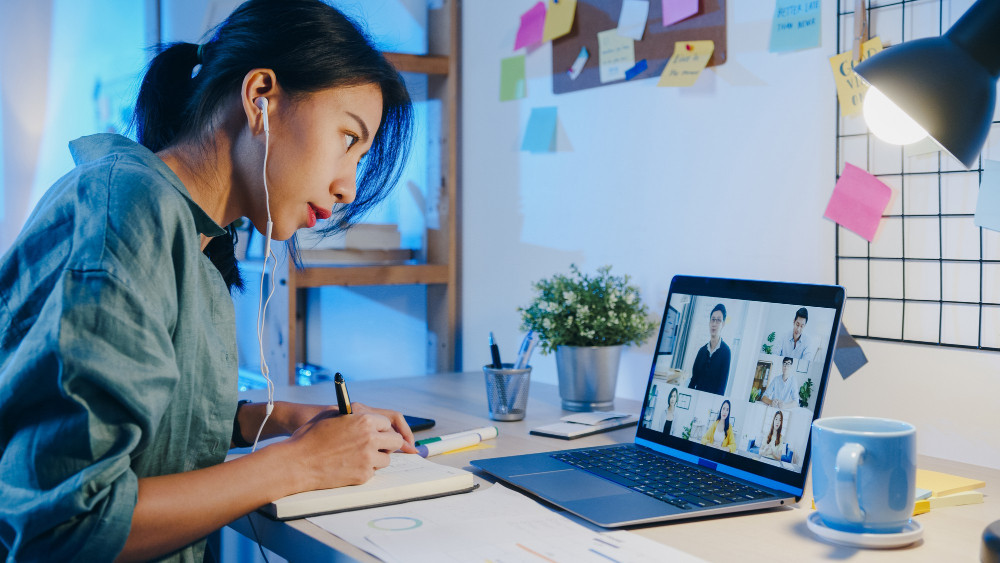 Mengenal Zoom Fatigue, Kelelahan Akibat Terlalu Sering Online Meeting
